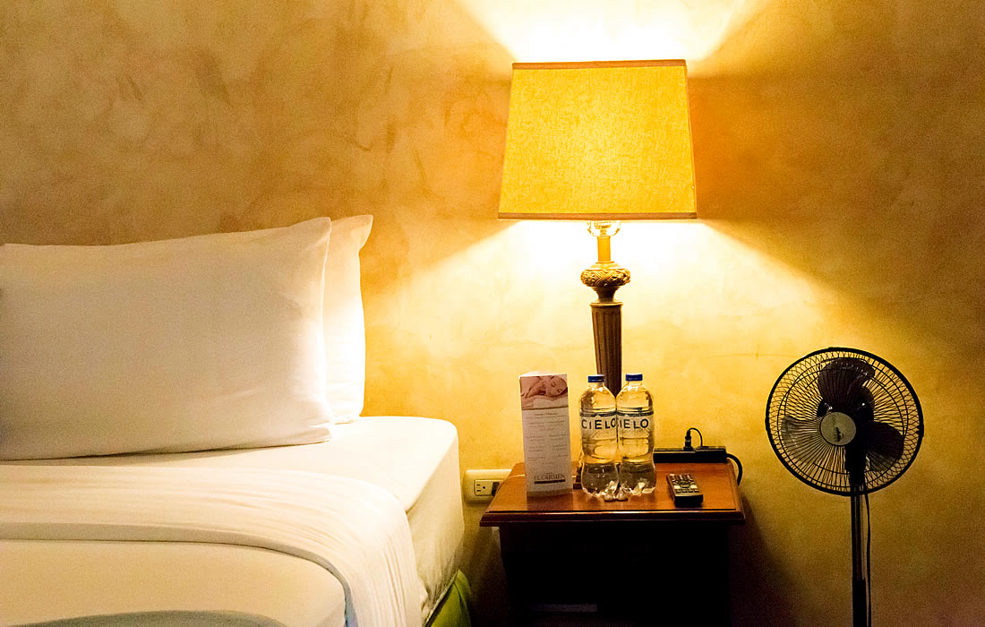 Economy Room