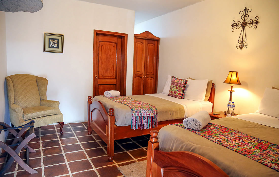 Standard Twin Room